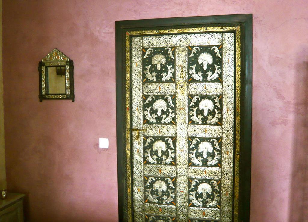 B&B Le Parad'Izier Rum bild
